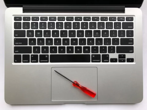 Замена тачпада на MacBook в Воронеже